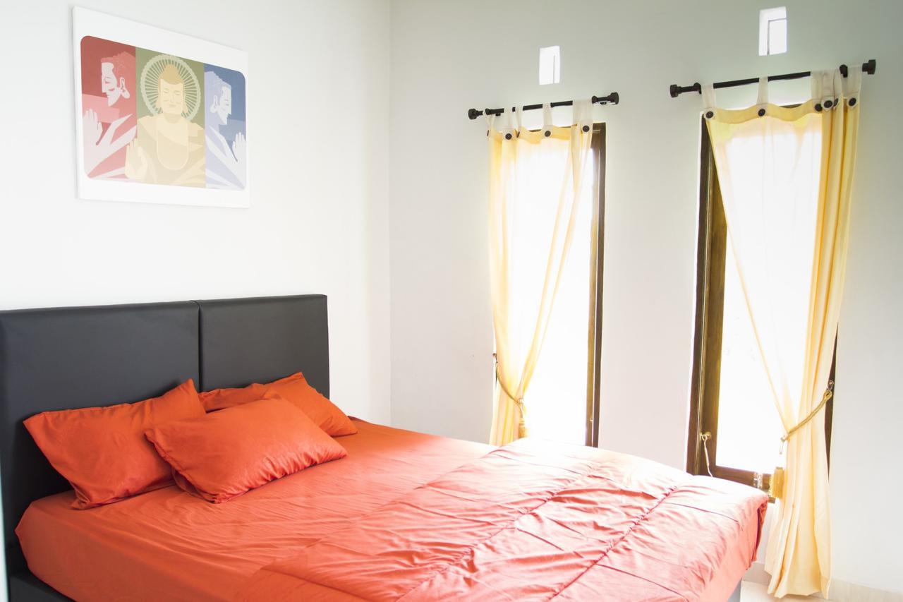 Lagriya Guest House Ketewel Exterior photo